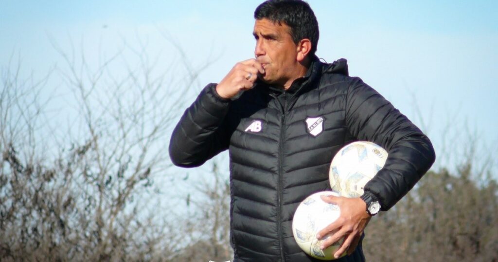 El rival de River tiene nuevo técnico imagen-5