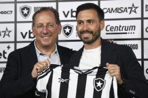 Davide Ancelotti, el hijo de Carletto, fue presentado como DT de Botafogo: “Debemos jugar con coraje” imagen-2