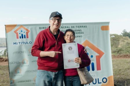 208 FAMILIAS DE ONCE MUNICIPIOS RECIBIERON REGULARIZACIONES DOMINIALES EN SAN JAVIER imagen-81