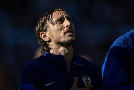 Modric llegó a Italia para firmar con Milan tras dejar atrás su paso por Real Madrid imagen-9