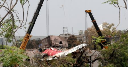 Accidente de Air India: las autoridades mandan a revisión los aviones Boeing, pero expertos apuntan al estado anímico del piloto imagen-16
