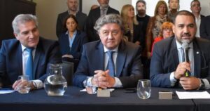 Elecciones 2025 en Argentina, EN VIVO: los "libertarios blue" también sellaron una alianza para competir en las legislativas de Provincia imagen-3