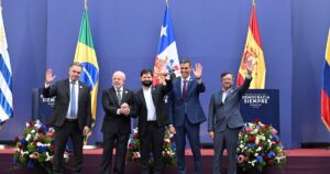 El progresismo iberoamericano lanzó en Chile una ofensiva contra el autoritarismo y la ultraderecha imagen-3