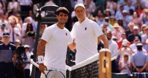 Carlos Alcaraz vs Jannik Sinner, por la final de Wimbledon: otro capítulo del nuevo clásico del tenis mundial, minuto a minuto imagen-3
