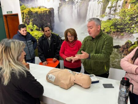 Iguazú capacita a su personal turístico en RCP y primeros auxilios para un destino más seguro imagen-81
