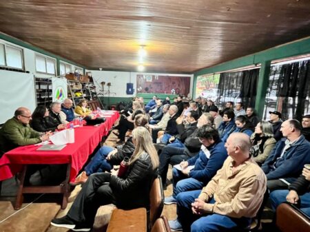ACCIÓN COOPERATIVA: EL GOBIERNO DE MISIONES ARTICULA CON COOPERATIVAS DE AGUA POTABLE UNA AGENDA COMÚN PARA FORTALECER LA GESTIÓN Y MEJORAR EL SERVICI... imagen-81