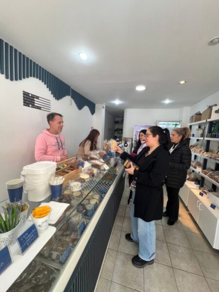 ACCIÓN COOPERATIVA: EMPRENDIMIENTOS LOCALES CONTINÚAN AMPLIANDO SUS ESPACIOS DE COMERCIALIZACIÓN Y FORTALECIENDO VÍNCULOS EN RED imagen-7