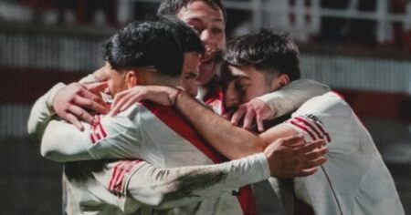 El 9 de la cláusula de € 100M selló la goleada de la Reserva de River ante Platense imagen-16
