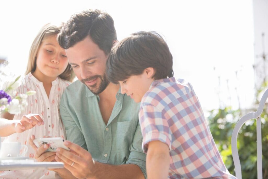 Cómo hacer actividades entretenidas y sencillas con los niños en vacaciones de invierno imagen-5