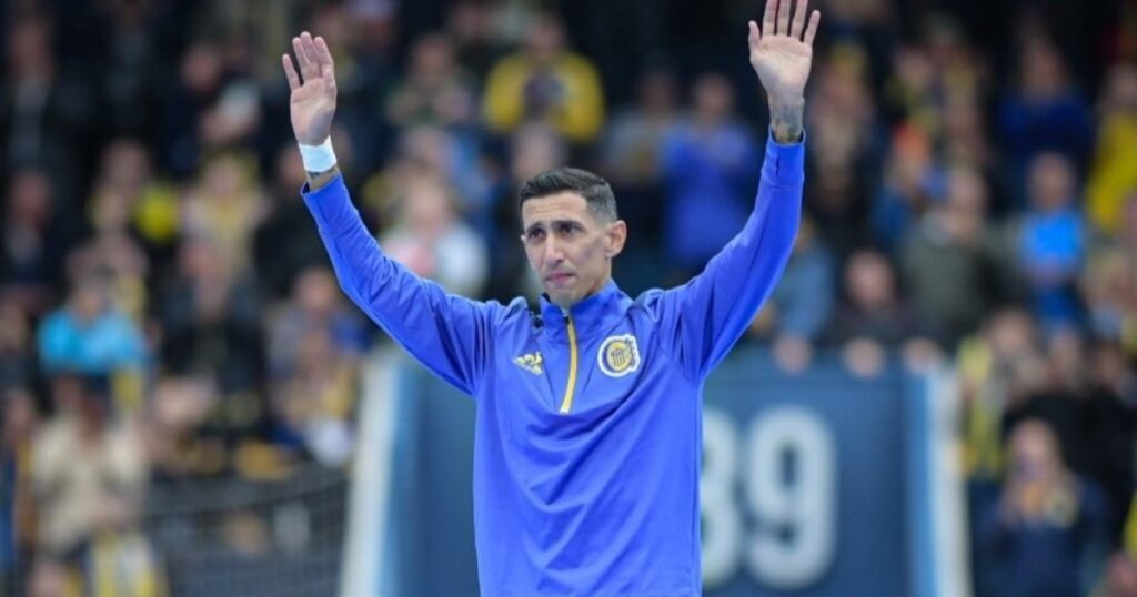 El recibimiento de los hinchas de Rosario Central para un emocionado Ángel Di María imagen-4