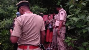 El misterio de la mujer rusa que fue encontrada junto a sus dos hijas pequeñas en una cueva en India imagen-1