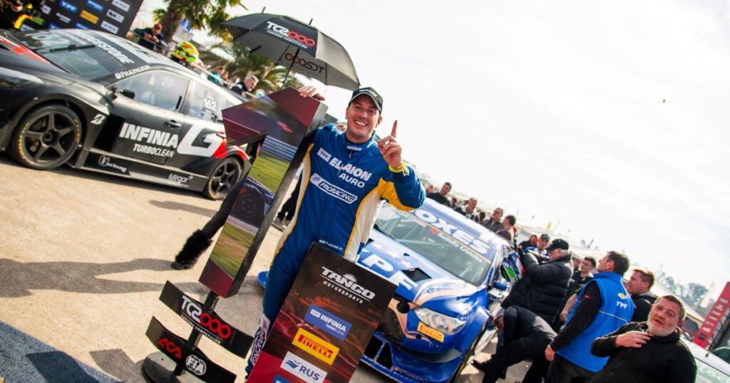 TC2000: Franco Vivian se llevó la victoria en 9 de Julio imagen-39