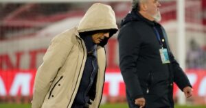 El cortocircuito entre Russo y Merentiel desnudó el caos que vive Boca: las internas en el vestuario, el referente apuntado y ¿el DT con los días contados? imagen-2