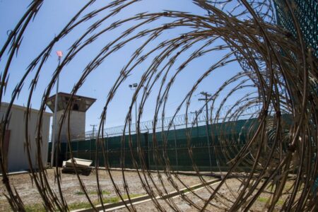 Qué dice la ley HB9 que avanza en el Senado de Nuevo México: busca prohibir acuerdos con el ICE imagen-5