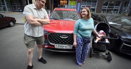 Las sanciones al régimen de Vladimir Putin: auto chino y vacaciones en Venezuela, la nueva vida de la clase media de Rusia imagen-18