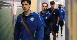Maxi Perrone fue vendido oficialmente al Como de Italia, ¿cuánto se lleva Vélez? imagen-1