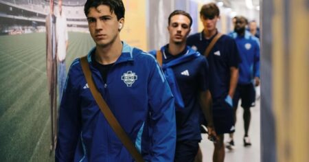 Maxi Perrone fue vendido oficialmente al Como de Italia, ¿cuánto se lleva Vélez? imagen-7