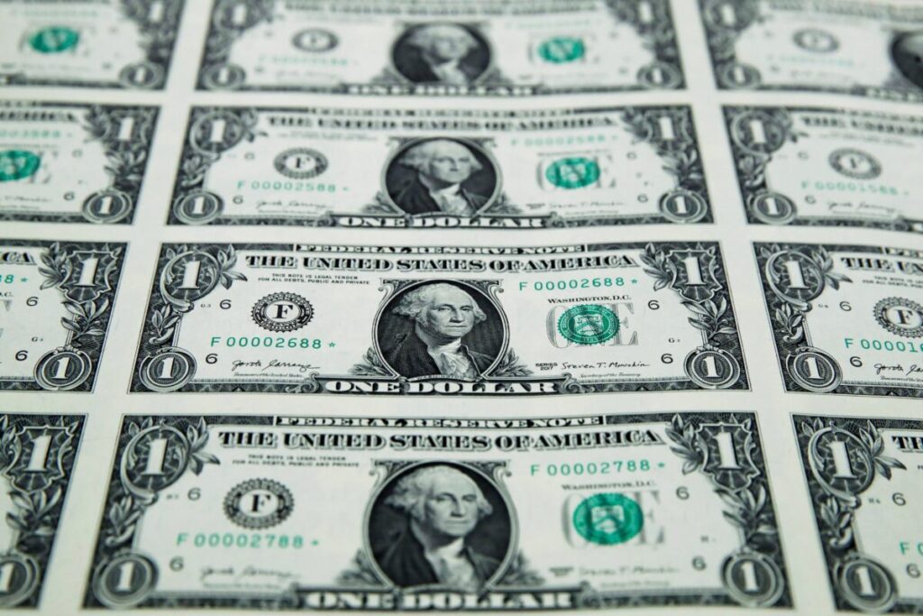 Dólar: pese a las altas de interés en pesos, las cotizaciones vuelven a tender al alza imagen-4