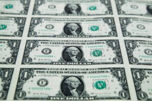 Dólar: pese a las altas de interés en pesos, las cotizaciones vuelven a tender al alza imagen-2