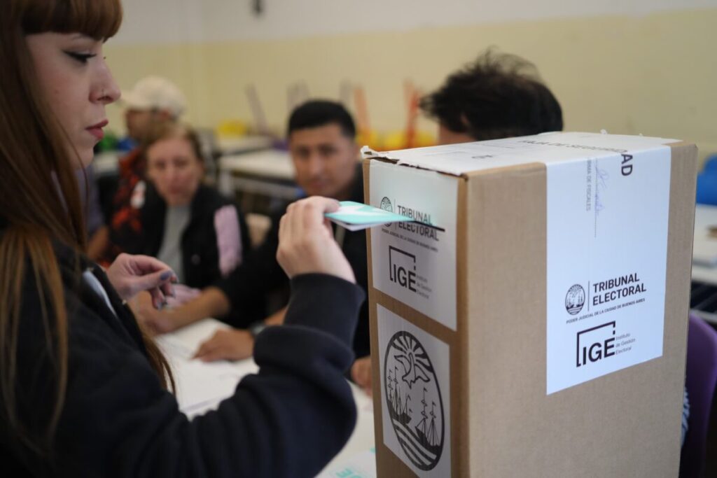 Elecciones 2025, en vivo: el cierre de listas en Buenos Aires en cada sección electoral imagen-5