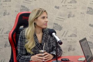 Entre el control y el cuidado: la importancia del diálogo y los acuerdos familiares para un uso saludable de las tecnologías en la crianza imagen-1