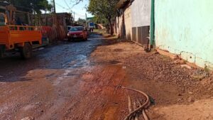 Vecinos de Los Lapachitos reclaman por calles intransitables, consumo problemático y falta de seguridad imagen-1
