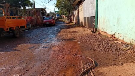 Vecinos de Los Lapachitos reclaman por calles intransitables, consumo problemático y falta de seguridad imagen-26