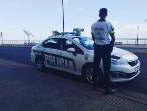 Investigan robo con inhibidor de señal en la Costanera de Posadas: se llevaron una notebook y un celular imagen-11