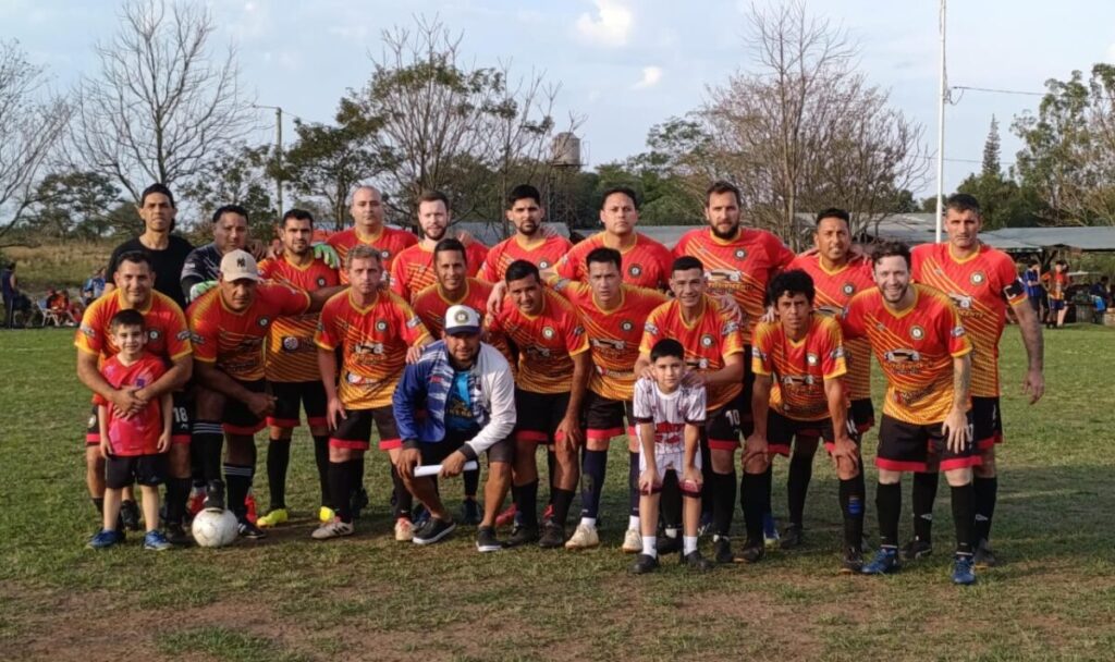 Fútbol: ACEFA definió a sus campeones imagen-5