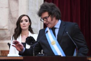 Expulsada del Gobierno, Victoria Villarruel empieza a tomar distancia, pero no tiene proyecto político para este año imagen-3