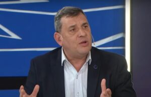 Maximiliano Bondarenko defendió el armado de Karina Milei y Sebastián Pareja y aseguró que para ganarle al peronismo “hay que preparar un ejército” imagen-2