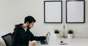 Trabajos raros que pagan bien y podés conseguir imagen-2