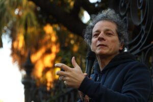 Gabriel Di Meglio, en la vereda del Histórico: “Nuestro patrimonio y nuestra historia están en juego” imagen-3