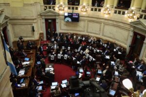 La coparticipación que va a las provincias está dos puntos por debajo del máximo histórico imagen-2