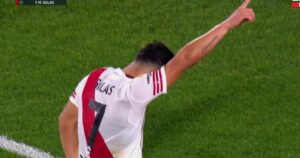 Video: Salas metió su primer gol con un festejo Matador imagen-1