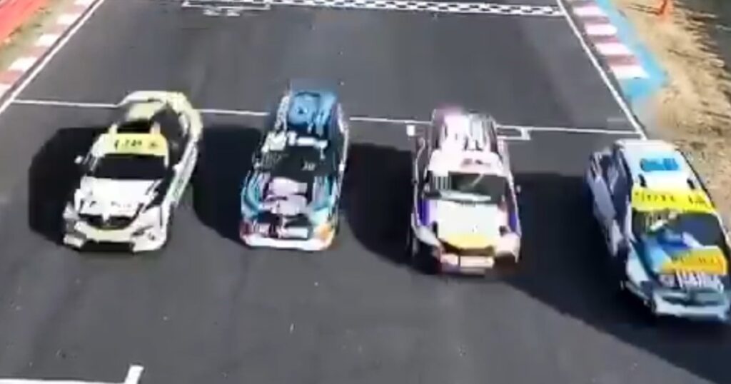 Video: ¡cuatro autos llegaron juntos en el Turismo Pista! imagen-41