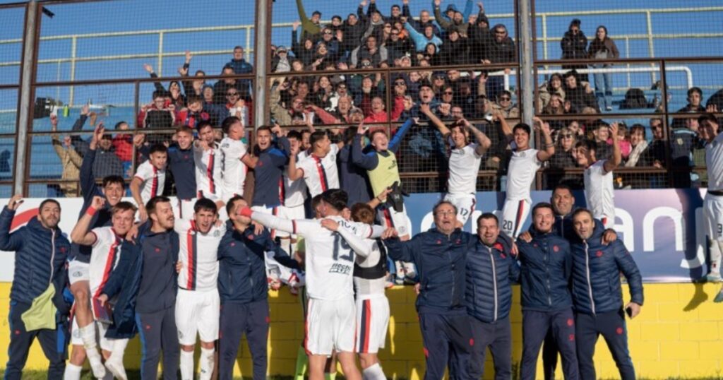 Entradas agotadas en San Lorenzo para ver la final de Reserva y mucha solidaridad imagen-46