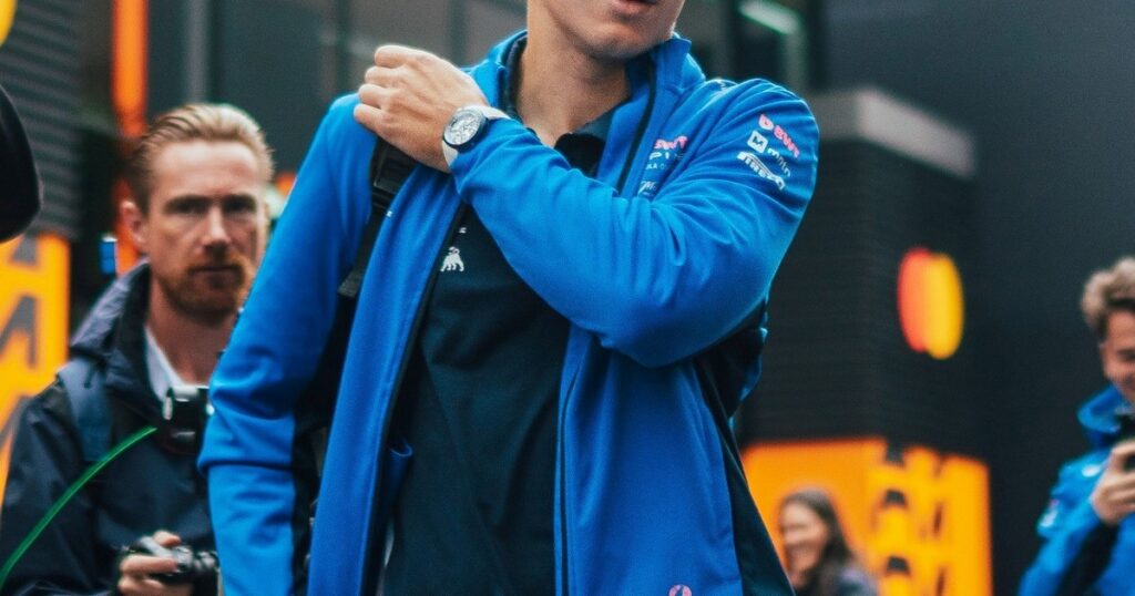 Lo que dejó la práctica libre de Colapinto en el GP de Bélgica: 19° posición, una maniobra exigida y cerca de un choque con Russell imagen-5