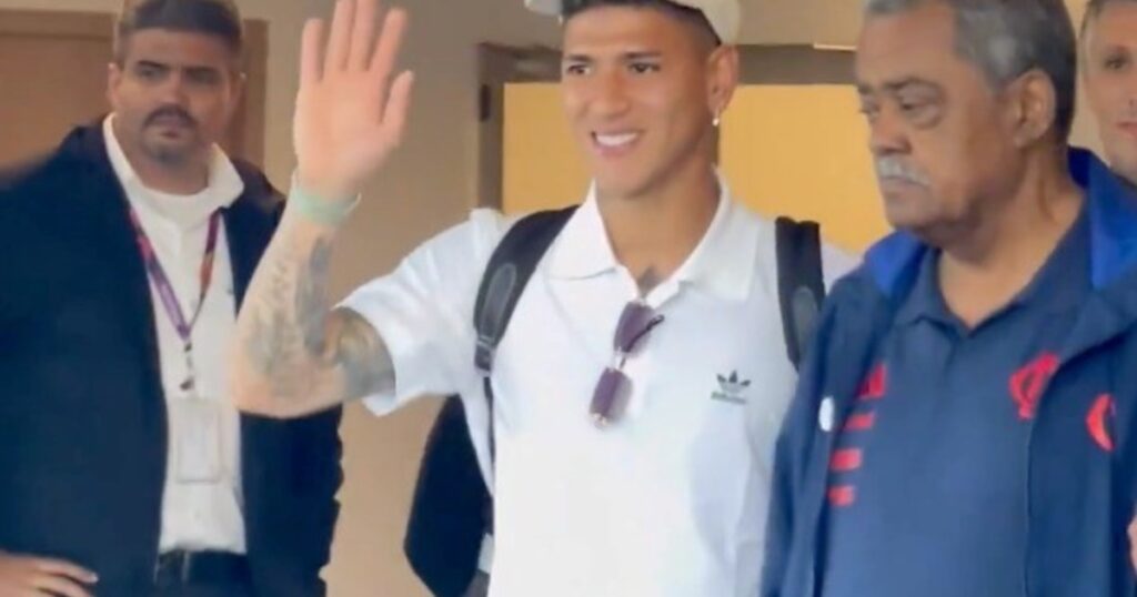 Video: la llegada de un ex River a la "selección" de Flamengo imagen-41