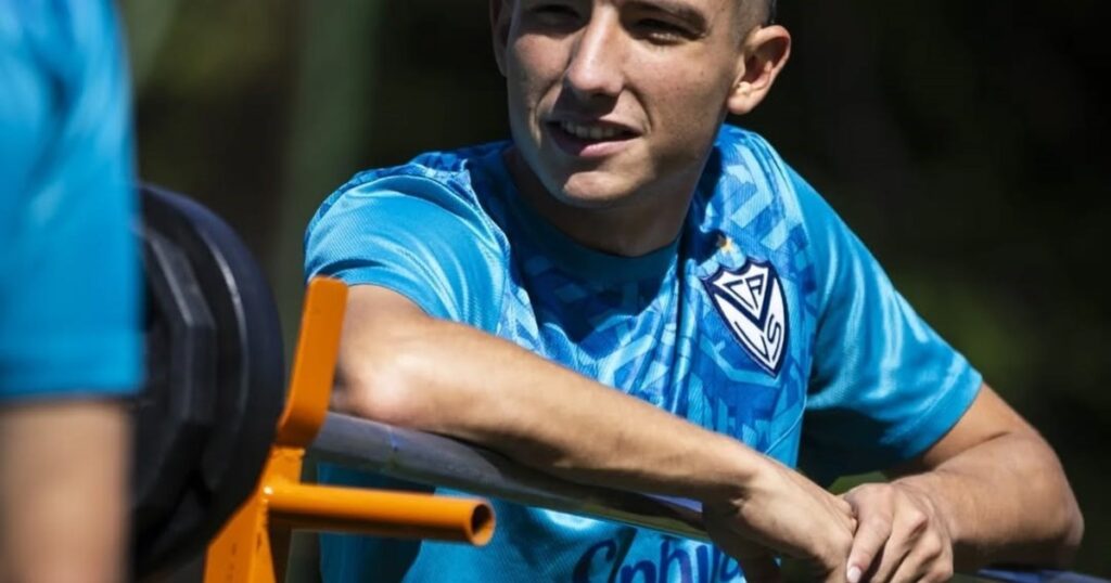 Alarma en Vélez: Thiago Fernández no renovará y se irá libre imagen-43