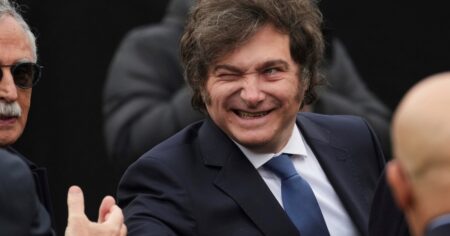 La rebelión viene marchando y Javier Milei tiene que tomar una decisión imagen-28
