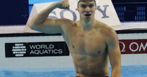 Léon Marchand pulverizó el récord mundial de los 200 metros medley de Ryan Lochte imagen-2