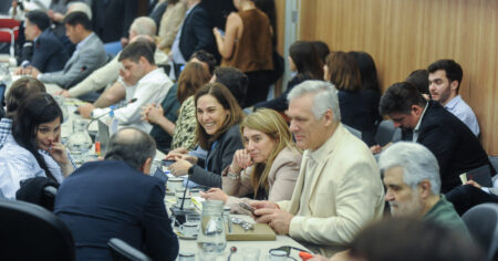 La oposición en Diputados buscará dictaminar el martes varios proyectos para financiar al Garrahan y las Universidades imagen-7