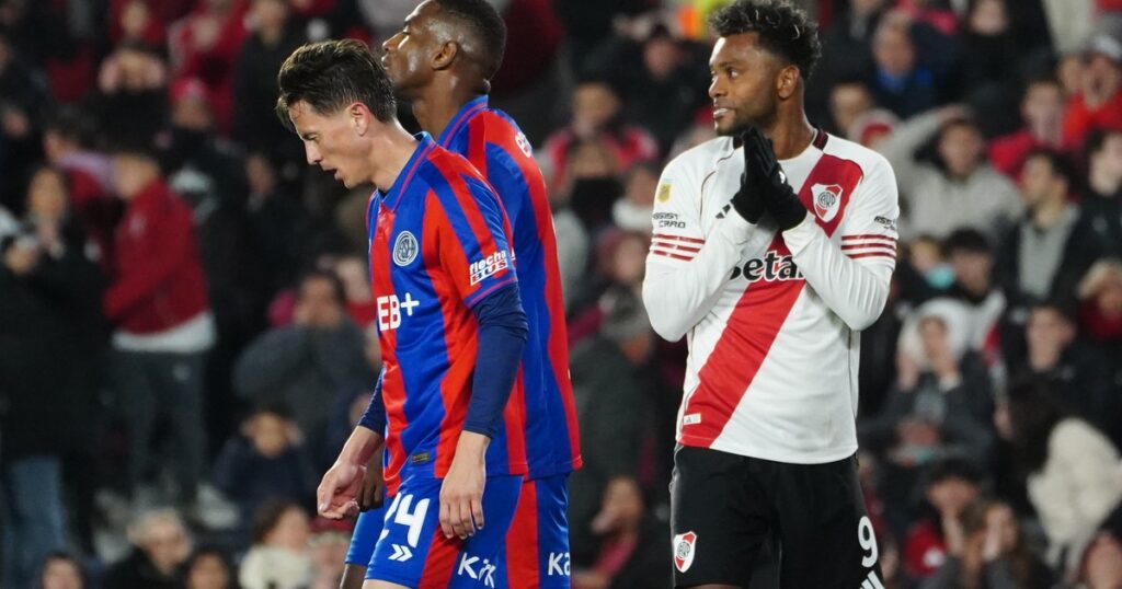 Los flojos números de Borja vs. San Lorenzo: sin remates, 10 pérdidas y más imagen-4