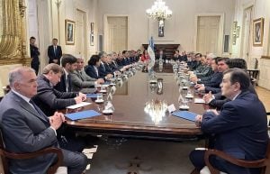 Tras la suspensión del acto en Tucumán, el Gobierno nacional busca reactivar el diálogo con las provincias por fondos imagen-8