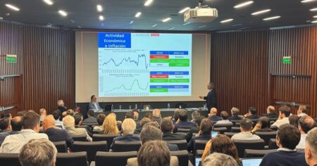 ¿Cómo sigue la economía hasta octubre? Las tres variables a mirar según el think tank que fundó Domingo Cavallo imagen-5