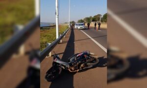 Motociclista de 19 años despistó y murió en el Acceso Sur imagen-3