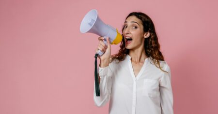 Mejorá tu voz y haz que suene más joven con estos simples consejos imagen-19