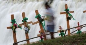 Estados Unidos: todavía hay más de cien desaparecidos tras las inundaciones en Texas, que dejaron 133 muertos imagen-4