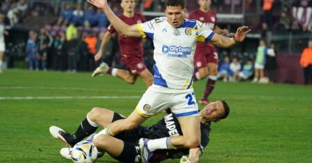 Duarte habló tras la jugada decisiva en Lanús-Central: "Busqué el penal" imagen-13